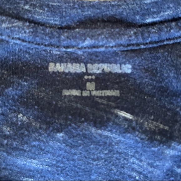 Banana Republic tee shirts - Picture 3 of 4